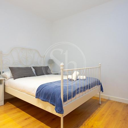 Bonito Apartamento Cerca De La Sagrada Familia Barcelona Buitenkant foto
